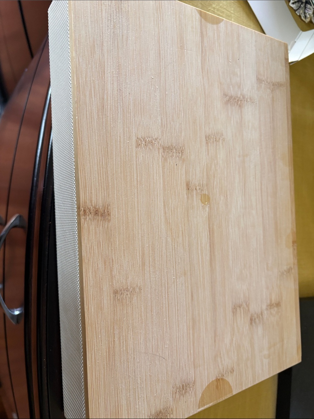 Heritage Bamboo-Lid Jewelry Organizer in Natural Light Wood and Cream - Picture 3 of 6